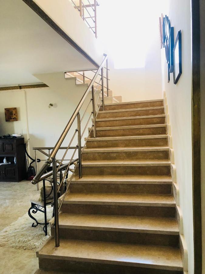 Lovely 5- Bedroom With Overflow Pool With Garden At Oasis * Alexandria