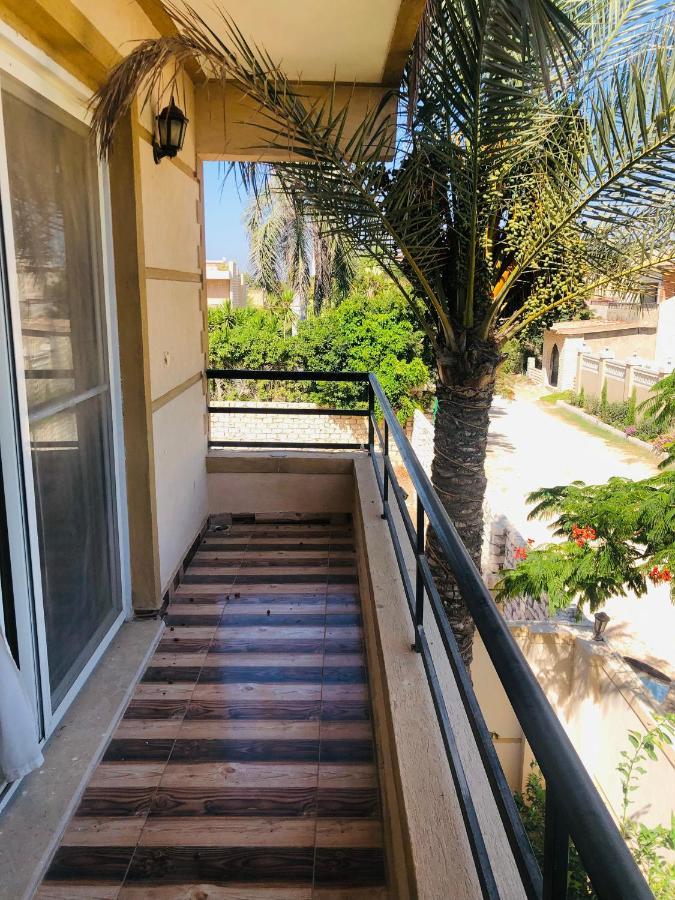 Lovely 5- Bedroom With Overflow Pool With Garden At Oasis Villa Alexandria