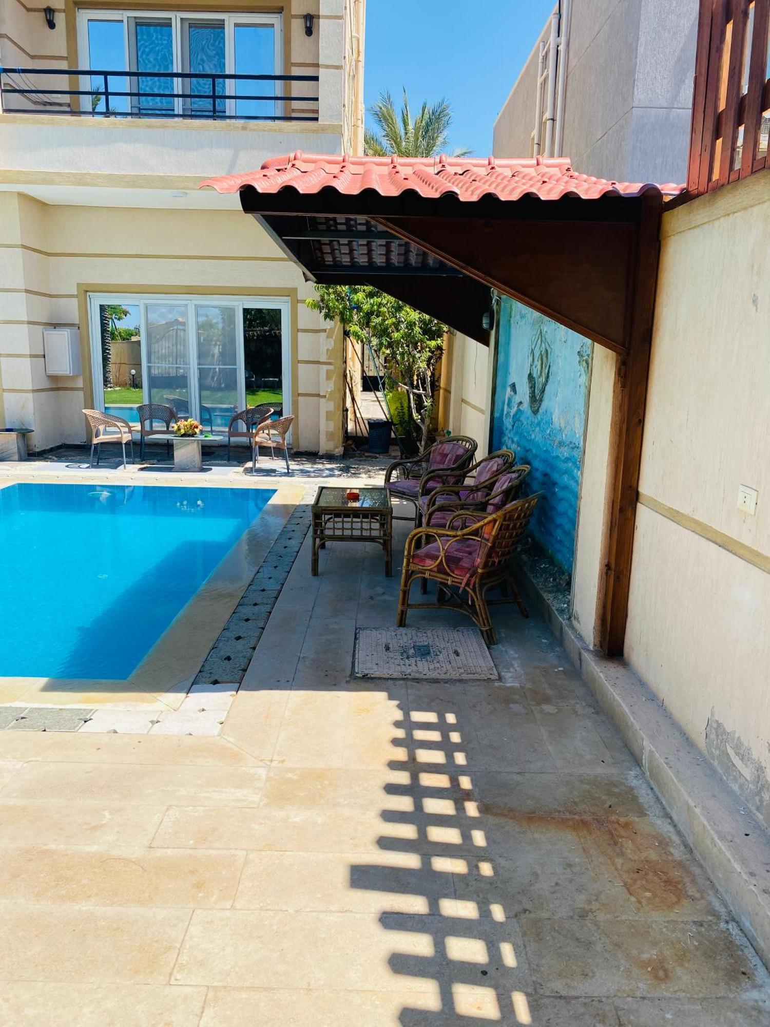 Villa Lovely 5- Bedroom With Overflow Pool With Garden At Oasis Alexandria